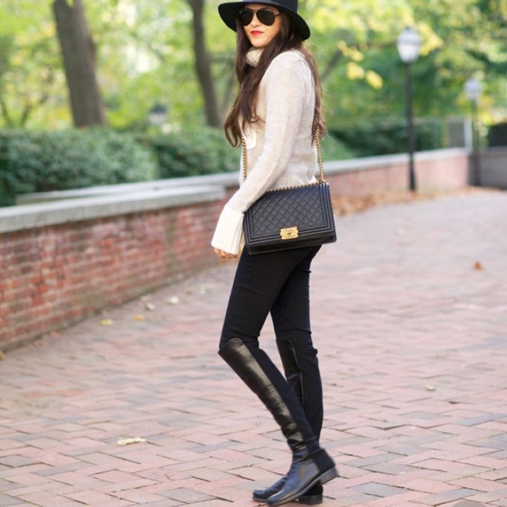 ✨Stuart Weitzman 5050 Boot ✨